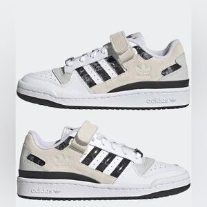 Adidas sneaker